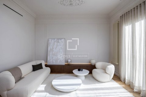 4 bedrooms apartment for sale in Barcelona, Catalonia, Spain № 3981 - photo 3