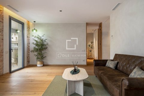 3 bedrooms apartment for sale in Barcelona, Catalonia, Spain № 3980 - photo 5