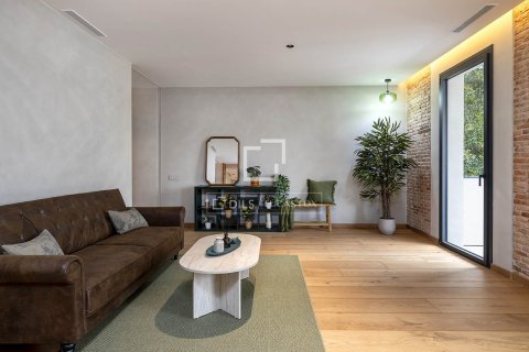 3 bedrooms apartment for sale in Barcelona, Catalonia, Spain № 3980 - photo 4