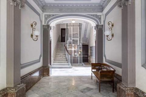 5 chambres apartment à vendre à Barcelona, Catalonia, Spain № 3978 - photo 30