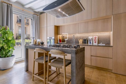 3 chambres apartment à vendre à Barcelona, Catalonia, Spain № 3979 - photo 7