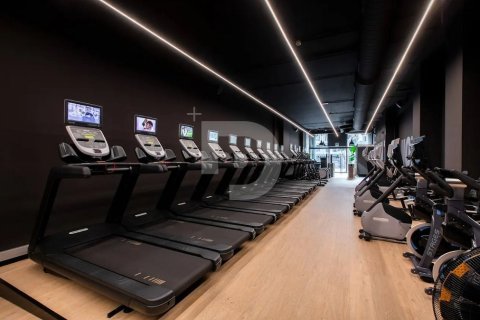 1069 sq.m. commercial property for sale in L'Eixample, Barcelona, Catalonia, Spain № 5172 - photo 2