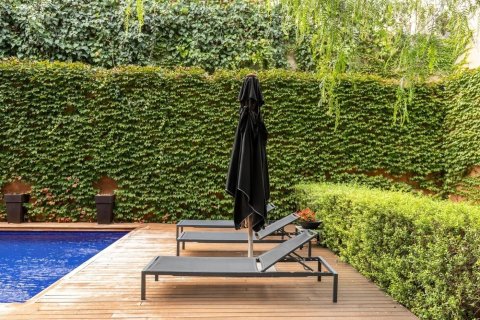 Купить квартиру в Барселона, Испания с 7 комнат, № 1537 - фото 20