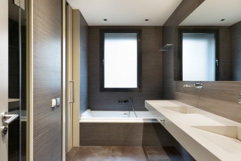 Купить квартиру в Барселона, Испания с 7 комнат, 492м², № 1539 - фото 21