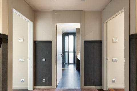 Купить квартиру в Барселона, Испания с 7 комнат, 492м², № 1539 - фото 30