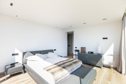 Купить дом в Барселона, Испания с 6 комнат, № 1541 - фото 12