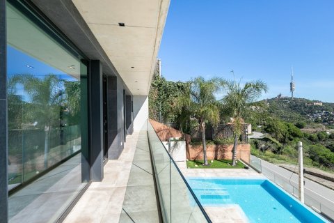 Купить дом в Барселона, Испания с 6 комнат, № 1541 - фото 16