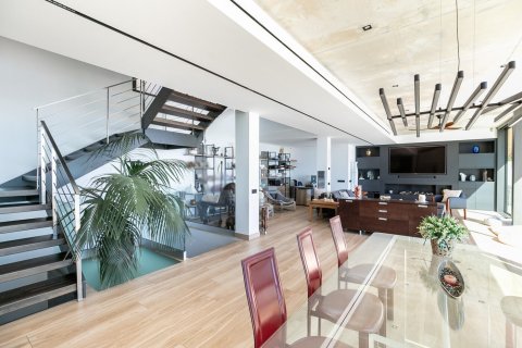 Купить дом в Барселона, Испания с 6 комнат, № 1541 - фото 8