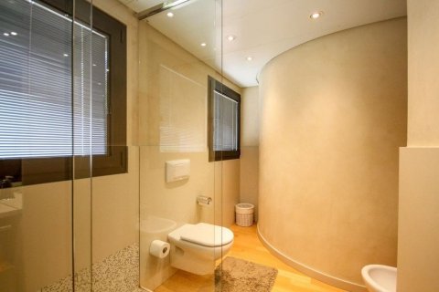 Купить дом в Барселона, Испания с 6 комнат, № 1538 - фото 11