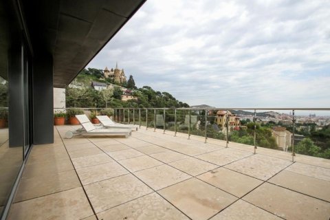 Купить дом в Барселона, Испания с 6 комнат, № 1538 - фото 17