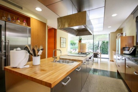 Купить дом в Барселона, Испания с 6 комнат, № 1538 - фото 18