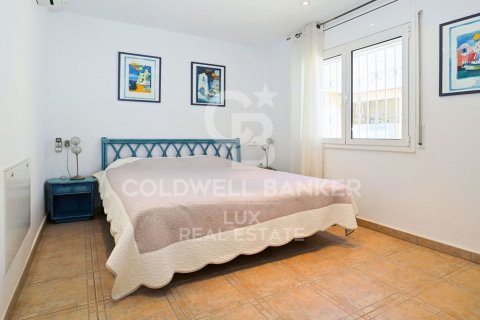 5 bedrooms house for sale in Empuriabrava, Girona, Catalonia, Spain № 5907 - photo 16