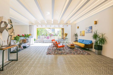 4 bedrooms house for sale in Barcelona, Catalonia, Spain № 5908 - photo 11