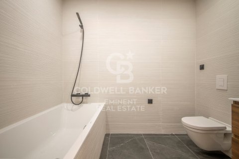 4 bedrooms apartment for sale in Barcelona, Catalonia, Spain № 5425 - photo 26
