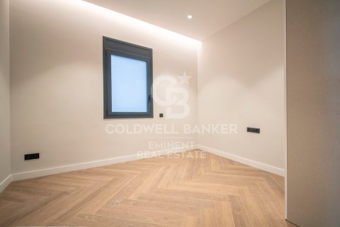 4 bedrooms apartment for sale in Barcelona, Catalonia, Spain № 5425 - photo 23