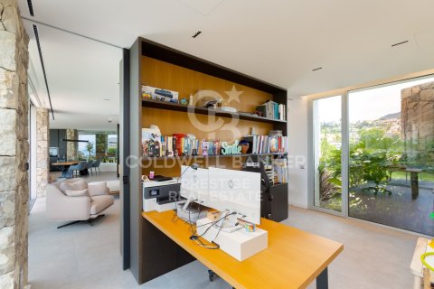 Купить дом в Тейя, Испания с 5 спален, 561м², № 5426 - фото 17