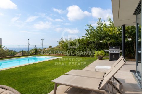 Купить дом в Тейя, Испания с 5 спален, 561м², № 5426 - фото 5