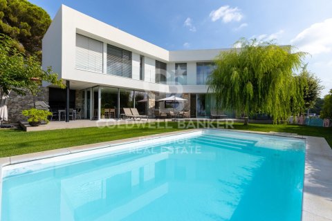 Купить дом в Тейя, Испания с 5 спален, 561м², № 5426 - фото 2