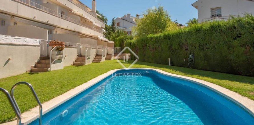 Таунхаус с 3 спальнями в Кастель-Пладжа-д'Аро, Герона, Каталония, Испания № 2729