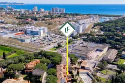 Таунхаус с 4 спальнями в Кастель-Пладжа-д'Аро, Герона, Каталония, Испания № 2725