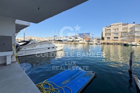 4 bedrooms house for sale in Empuriabrava, Girona, Catalonia, Spain № 5775 - photo 20