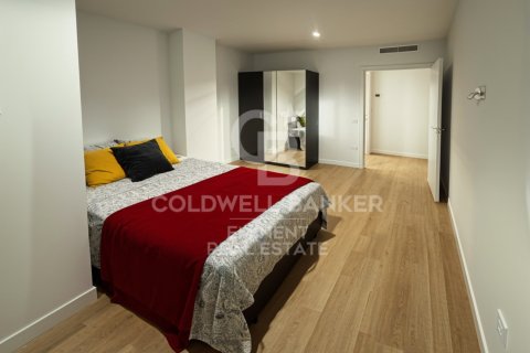 Apartamento de 2 dormitorios en venta en Barcelona, Cataluña, Spain № 5771 - foto 11