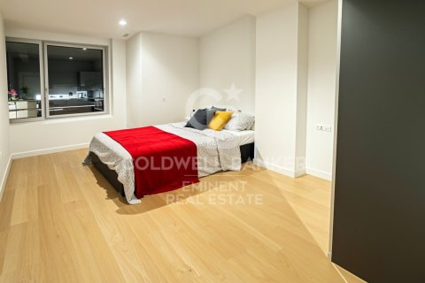 Apartamento de 2 dormitorios en venta en Barcelona, Cataluña, Spain № 5771 - foto 12