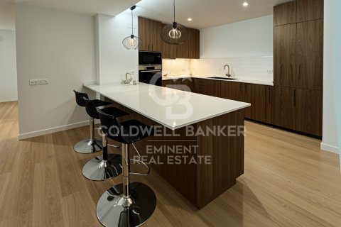 Apartamento de 2 dormitorios en venta en Barcelona, Cataluña, Spain № 5771 - foto 5