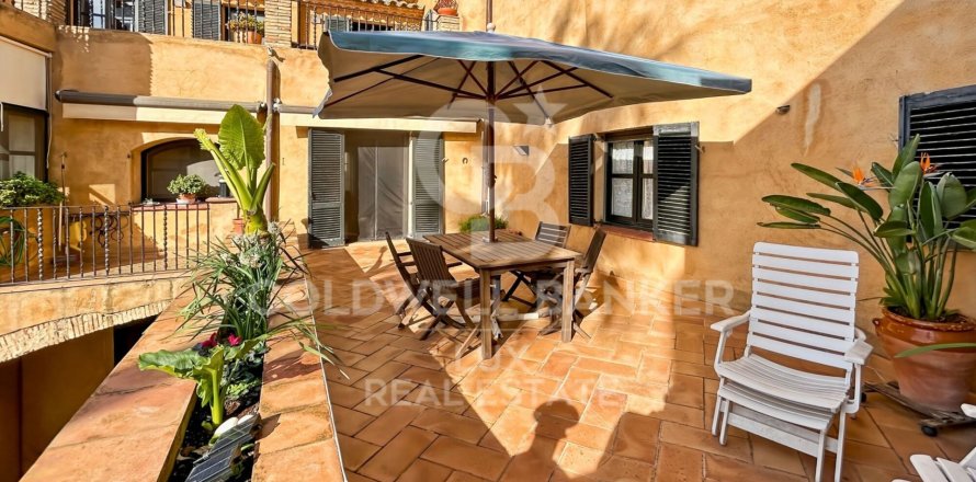 7 bedrooms house for sale in Castello d'Empuries, Girona, Catalonia, Spain № 5772