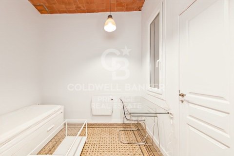 Купить квартиру в Барселона, Испания с 5 спален, 116м², № 7936 - фото 9