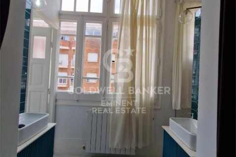 Купить квартиру в Барселона, Испания с 3 спальни, 135м², № 7939 - фото 4