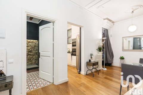 2 bedrooms apartment for sale in Barcelona, Catalonia, Spain № 4777 - photo 13