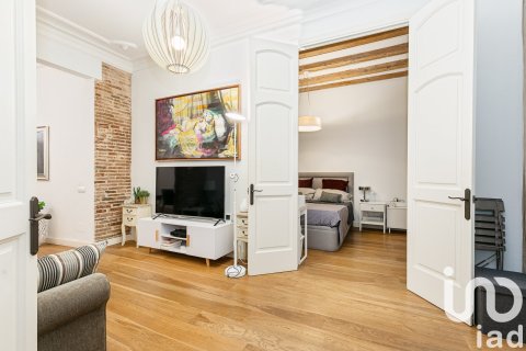 2 bedrooms apartment for sale in Barcelona, Catalonia, Spain № 4777 - photo 4