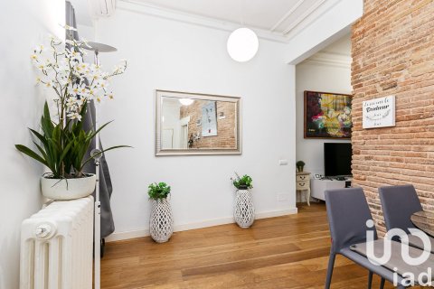 2 bedrooms apartment for sale in Barcelona, Catalonia, Spain № 4777 - photo 8