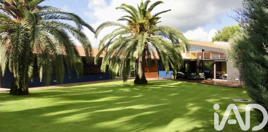 Дом с 7 спальнями в Сан-Висенсе де Монтальте, Барселона, Каталония, Испания № 4771