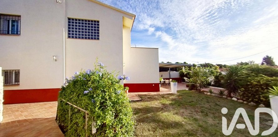 3 bedrooms townhouse for sale in Salou, Tarragona, Catalonia, Spain № 4774