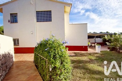 3 bedrooms townhouse for sale in Salou, Tarragona, Catalonia, Spain № 4774 - photo 11