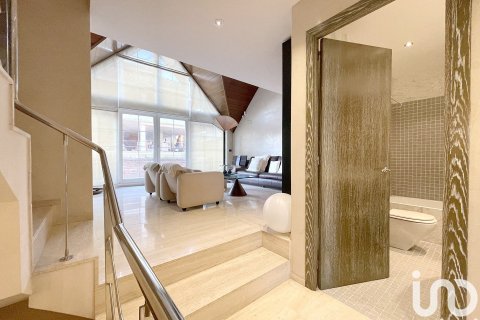 4 bedrooms house for sale in Manresa, Barcelona, Catalonia, Spain № 4775 - photo 25