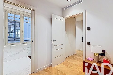 Купить квартиру в Барселона, Испания с 1 спальня, 105м², № 7387 - фото 10