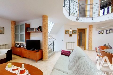 6 bedrooms house for sale in Roda de Berà, Tarragona, Catalonia, Spain № 7389 - photo 16