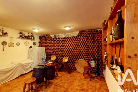 6 bedrooms house for sale in Roda de Berà, Tarragona, Catalonia, Spain № 7389 - photo 22