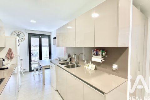 3 bedrooms apartment for sale in Viladecans, Barcelona, Catalonia, Spain № 7388 - photo 26