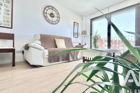 3 bedrooms apartment for sale in Viladecans, Barcelona, Catalonia, Spain № 7388 - photo 2