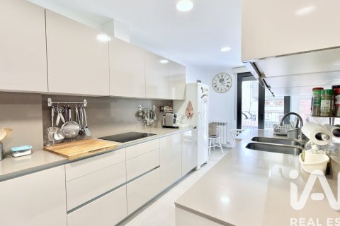 3 bedrooms apartment for sale in Viladecans, Barcelona, Catalonia, Spain № 7388 - photo 27