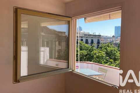 1 bedroom penthouse for sale in Barcelona, Catalonia, Spain № 7384 - photo 3