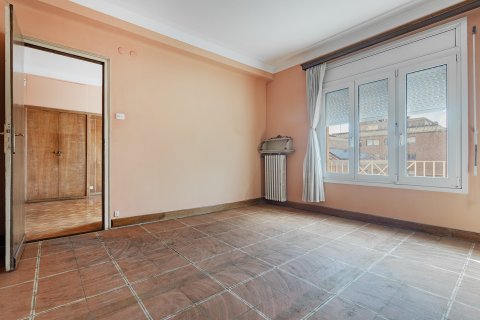 Apartamento de 4 dormitorios en venta en Barcelona, Cataluña, Spain № 1782 - foto 29