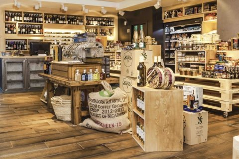 Купить коммерческую недвижимость в Эшампле, Испания 321м², № 1784 - фото 2