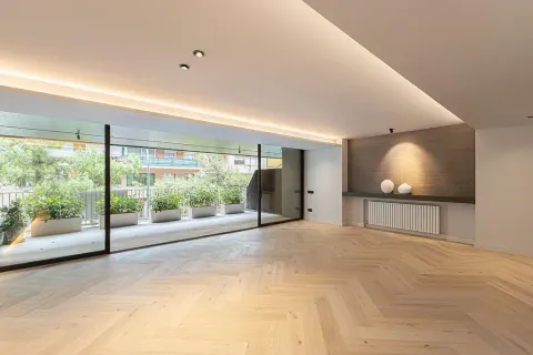 Купить квартиру в Барселона, Испания с 5 комнат, 263м², № 1781 - фото 4