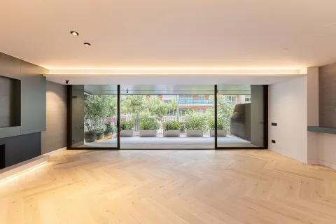 Купить квартиру в Барселона, Испания с 5 комнат, 263м², № 1781 - фото 2