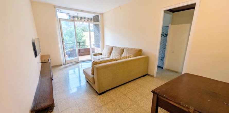 Квартира с 3 спальнями в Сантс-Монтжуике, Барселона, Каталония, Испания № 2196